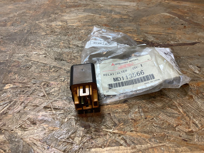 Mitsubishi Montero Sport; Mitsubishi 3000GT Expo Mightly Max Relais, Batterieleistung, ECM Antriebsstrang Original Mitsubishi NEU