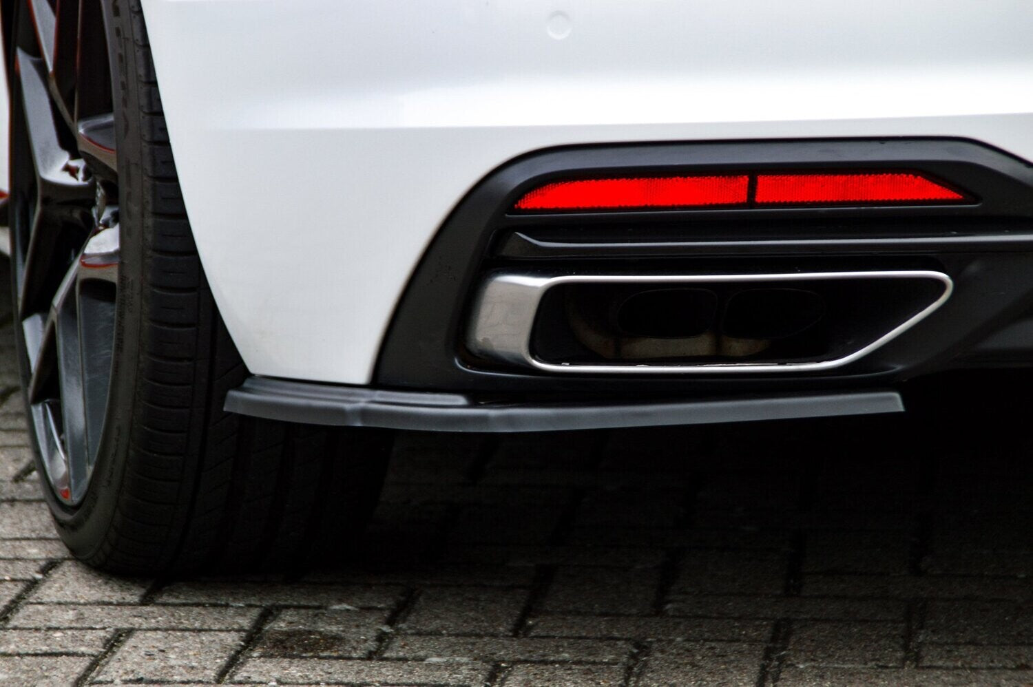 Heckansatz Seitenteile ABS Audi A4 Facelift, B9 8W ab Bj.:2019- Carbon