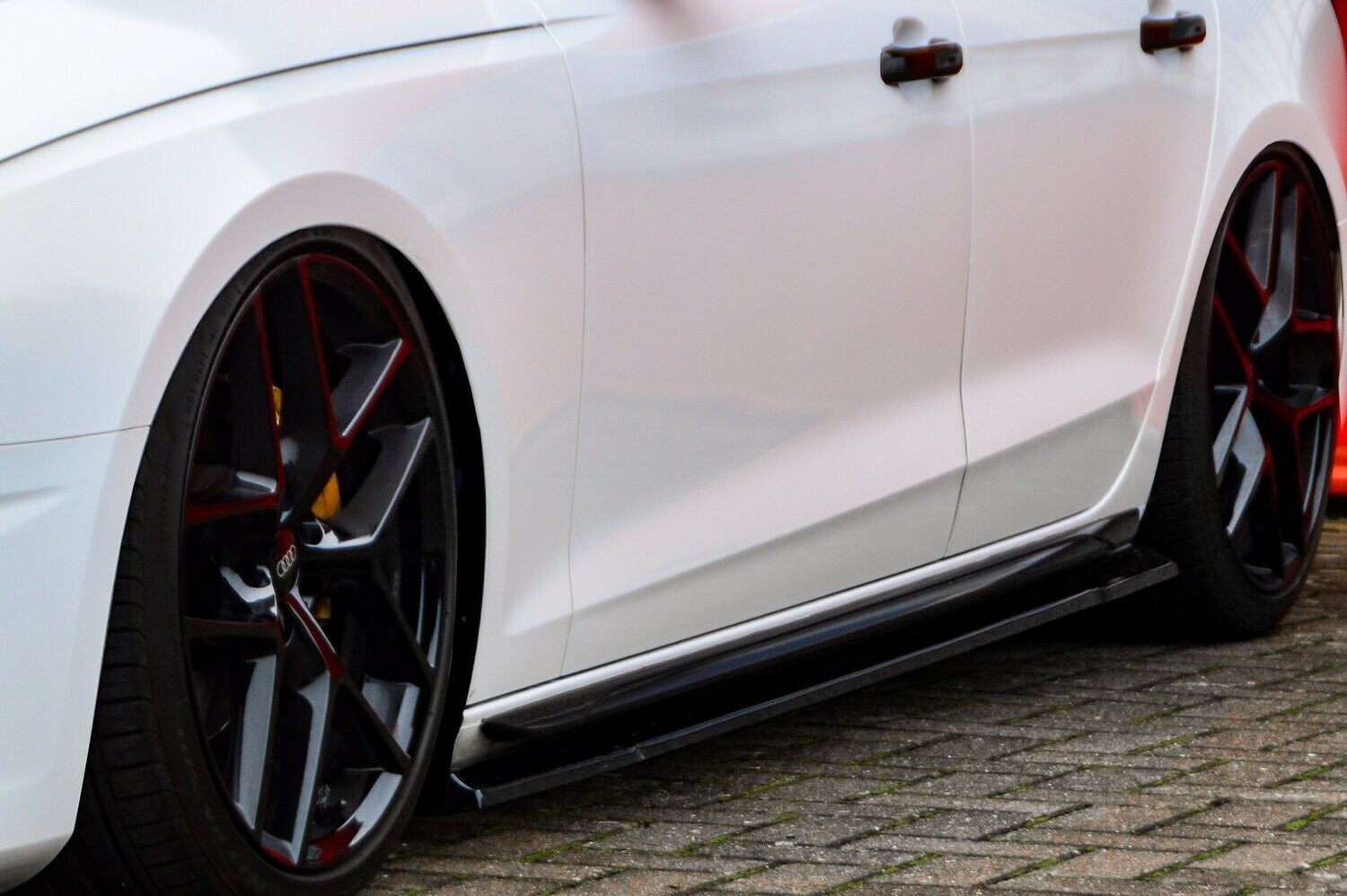 Seitenschwellersatz ABS Audi A4 Facelift, B9 8W ab Bj.:2019- Carbon