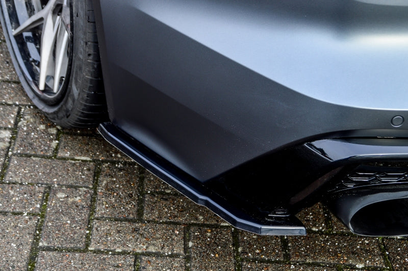 Heckansatz Seitenteile ABS Audi RS6, Typ C8 4K ab Bj.:2019 - Carbon