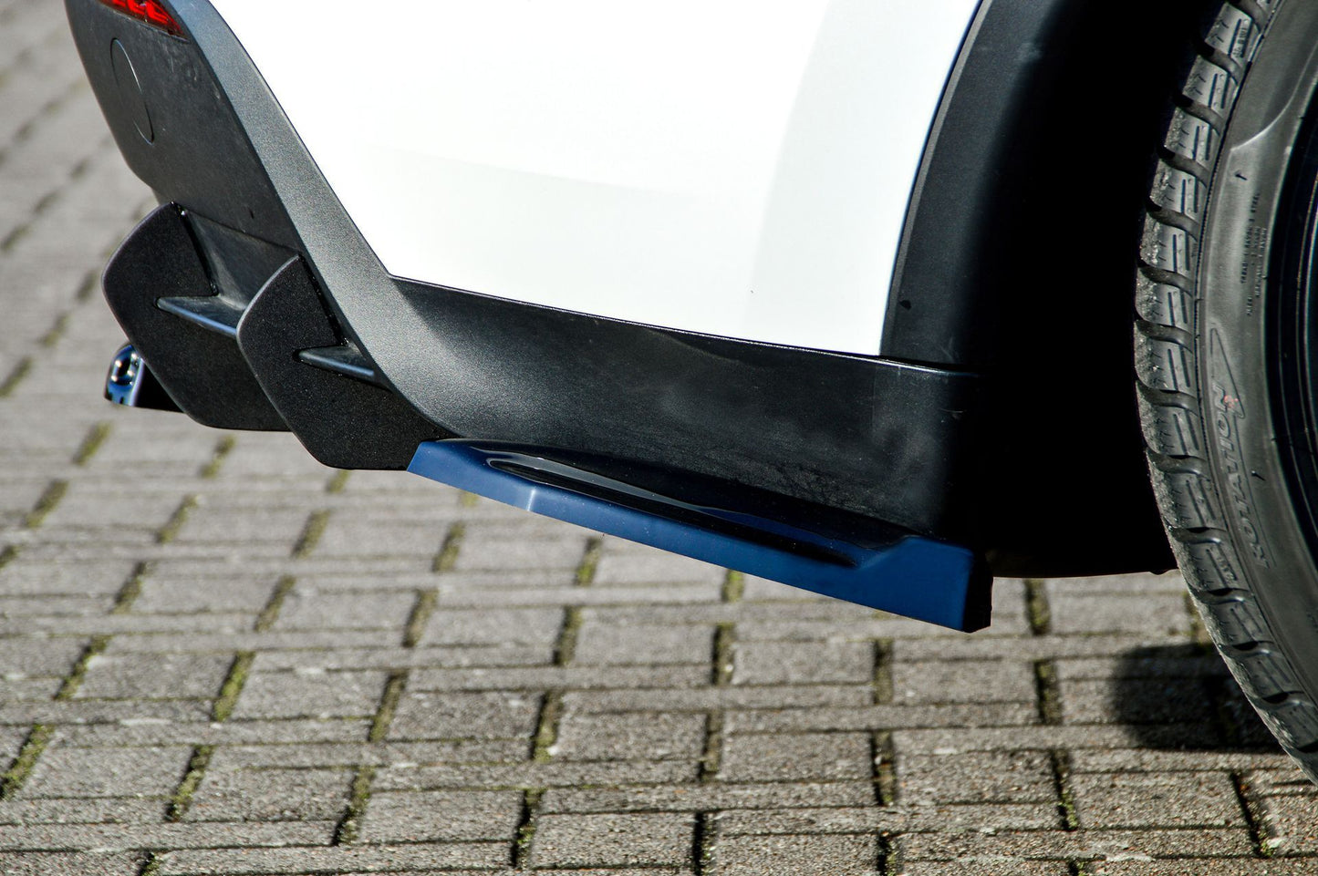 Heckansatz L/R Tesla Model Y Bj.:2020- Schwarz Glanz