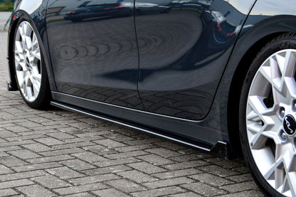 CUP Seitenschwellersatz mit Wing hinten Kia Ceed CD Bj.:2021- Carbon