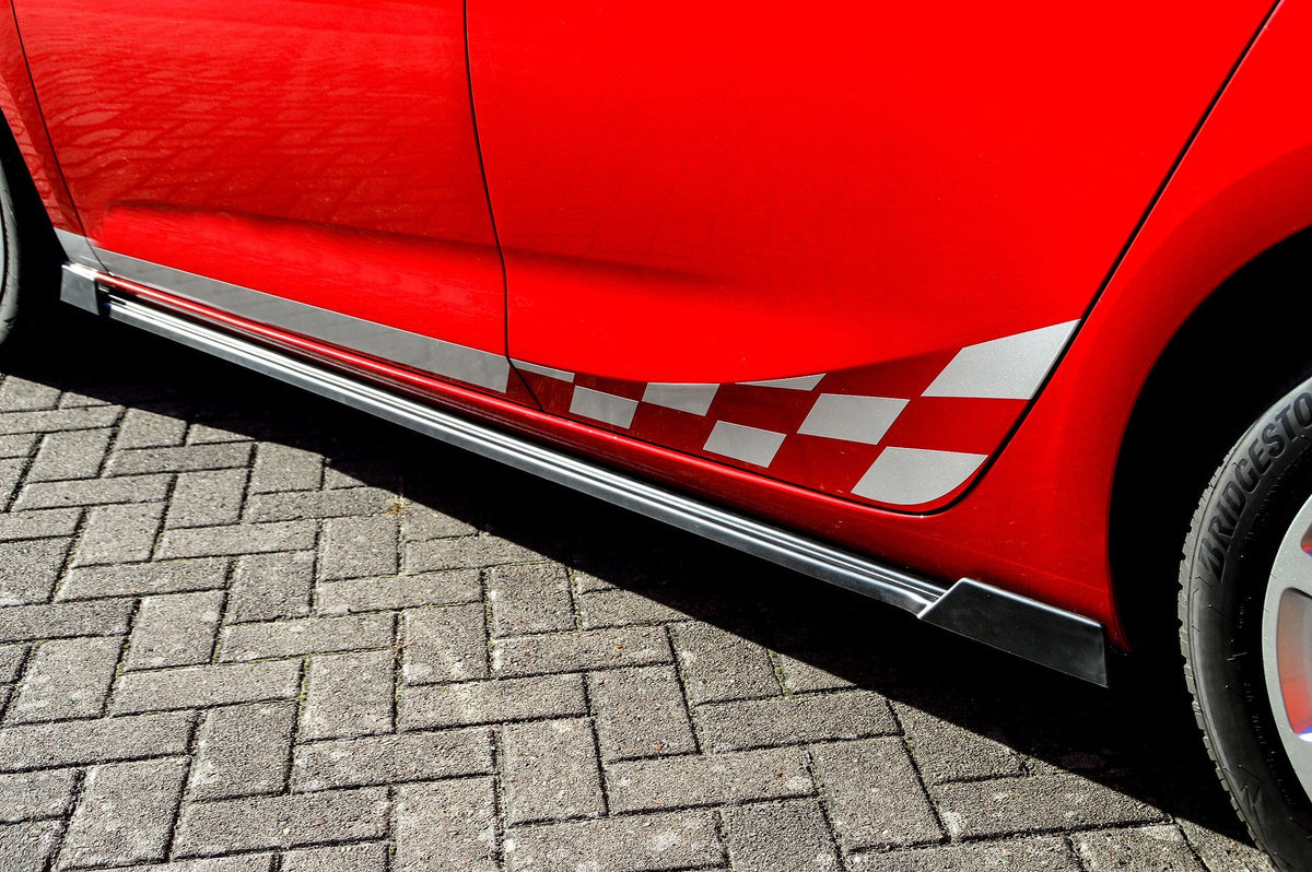CUP Seitenschwellersatz mit Wing Hyundai i30 N-Line Schrägheck Carbon