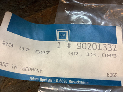Kadett E Bj. 85-93 Teppich, Radhaus H.L Original GM NEU