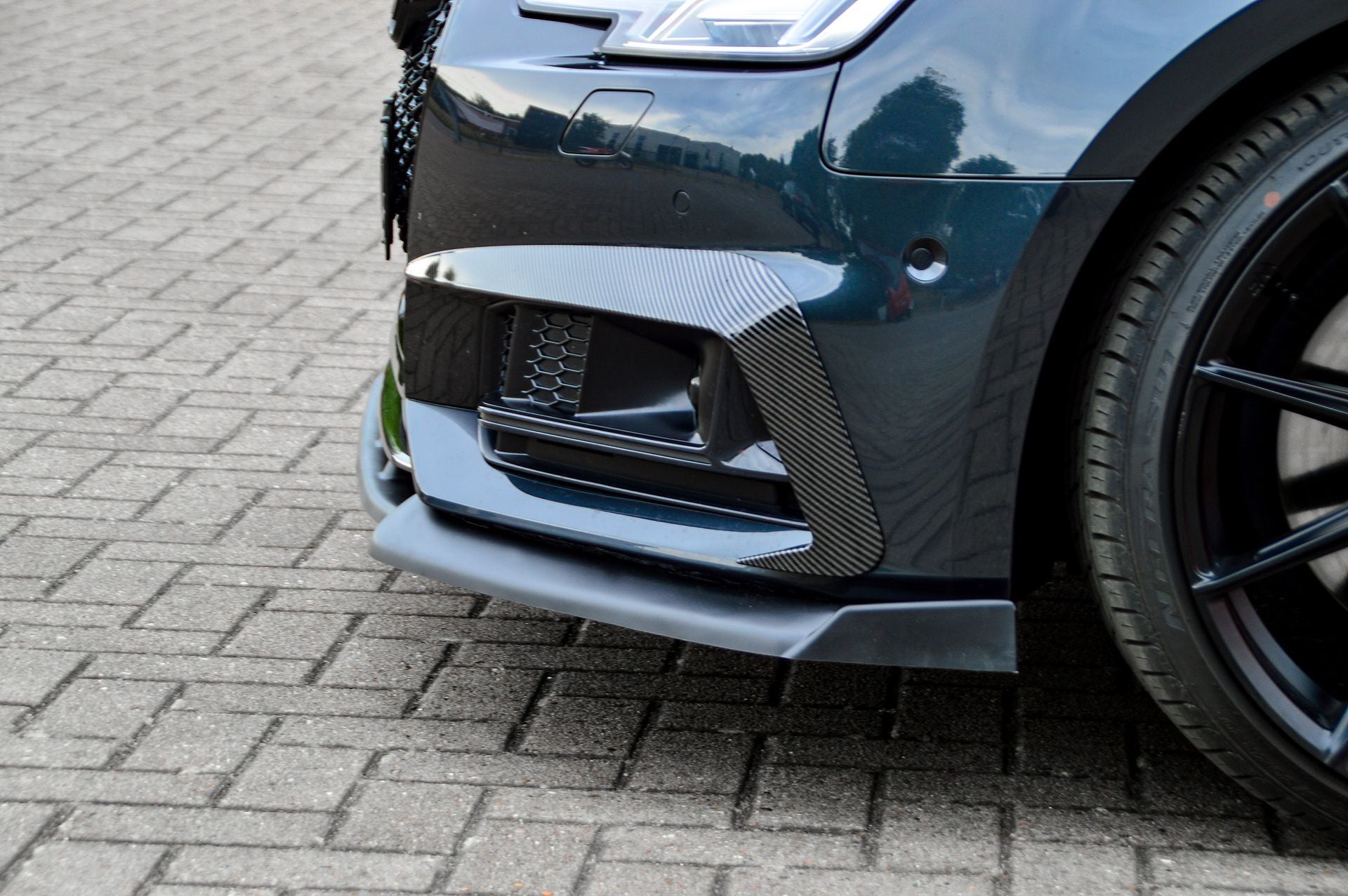 CUP Frontspoilerlippe ABS mit Seitenwing Audi A4 B9 Schwarz Matt