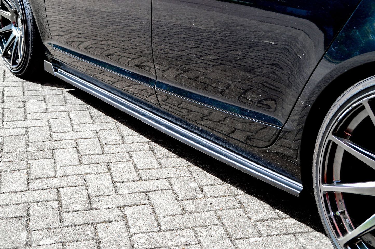 Seitenschwellersatz mit Wing Audi A6 4F Bj.: 2004-2008 Schwarz Glanz