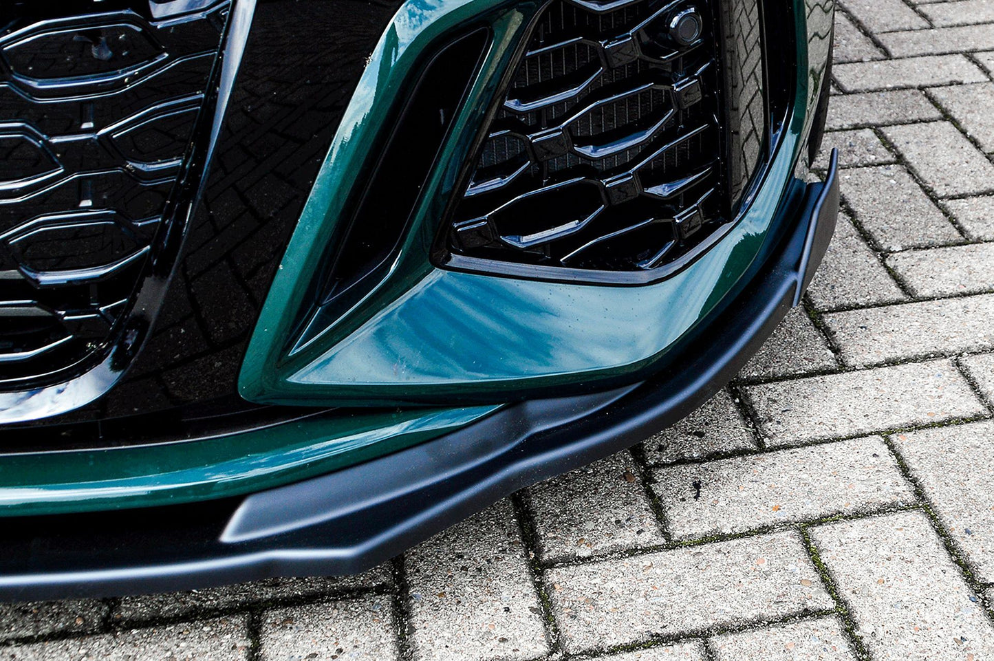 CUP Frontspoilerlippe ABS mit Seitenwing Audi RS3, 8Y, Limousine Carbon