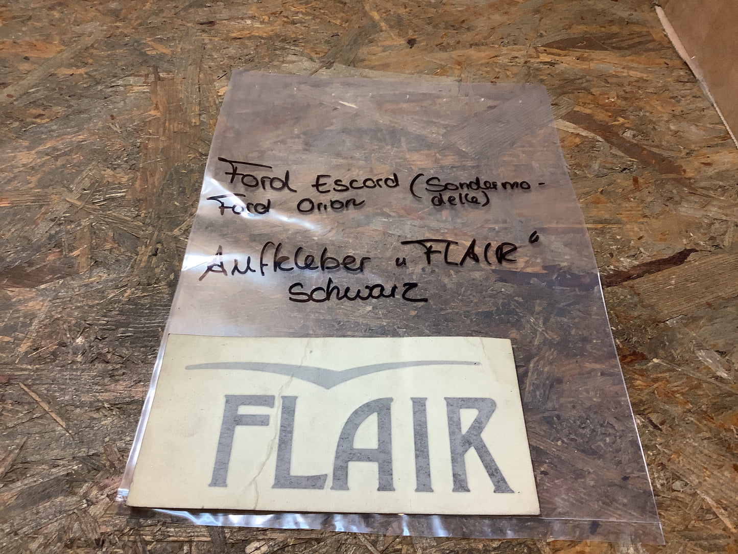 Aufkleber „Flair“ schwarz Original Ford NEU