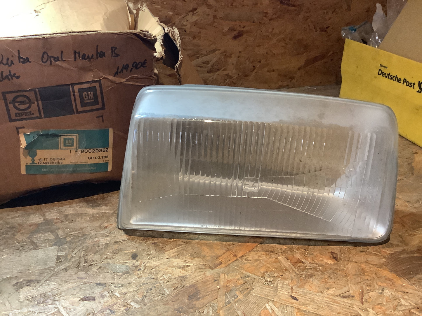 Opel Manta B Glasscheibe rechts Original GM NEU