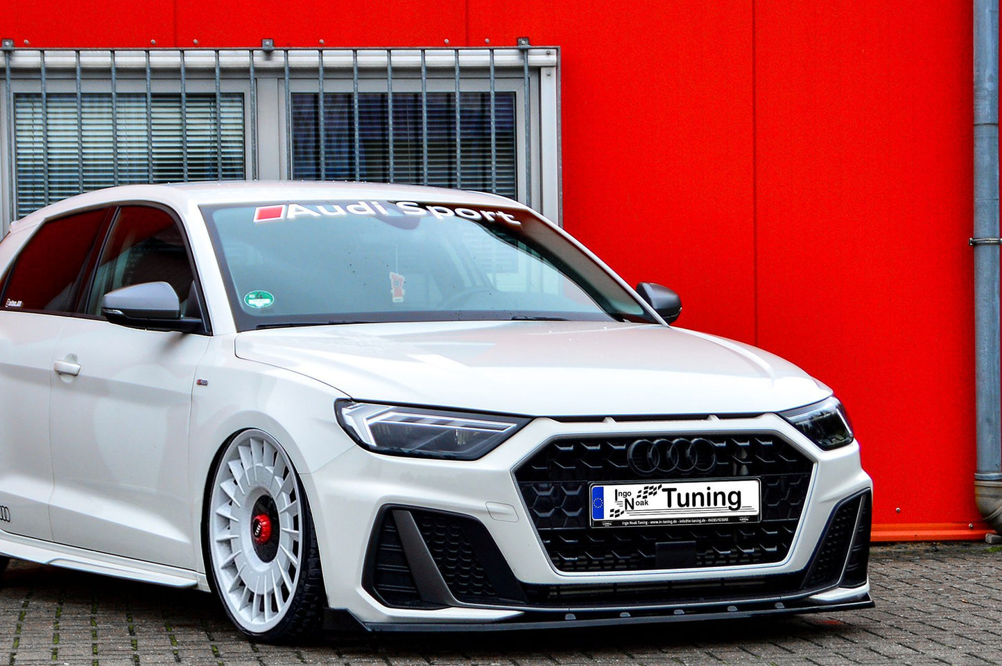 CUP Frontspoilerlippe ABS mit Seitenwing Audi A1 (GB) ab Bj.2018- Carbon