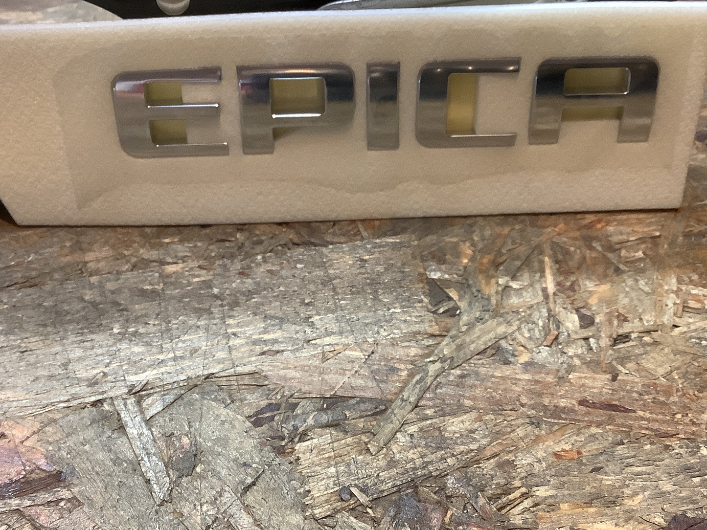 Chevrolet Epica Emblem Original GM NEU
