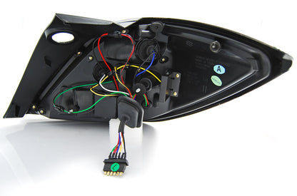 Tuning-Tec LED Lightbar Rückleuchten für Opel Astra H GTC (3-Türer) 04-09 schwarz