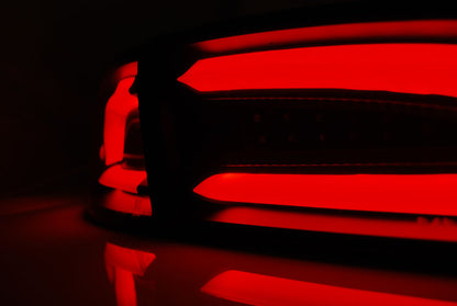 Tuning-Tec Voll LED Lightbar Rückleuchten für Seat Ibiza 6L 02-08 rot/rauch