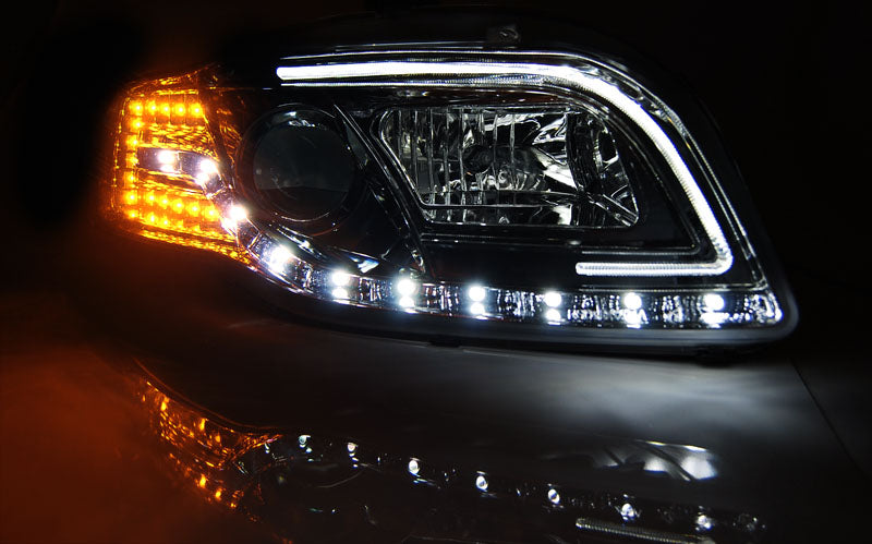 Tuning-Tec LED Tagfahrlicht Scheinwerfer für Audi A4 B7 05-08 chrom
