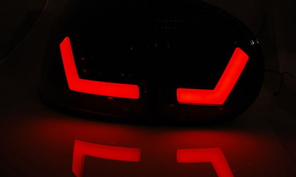 Tuning-Tec LED Lightbar Rückleuchten für VW Golf 5 (V) 03-09 schwarz/rauch mit LED Blinker