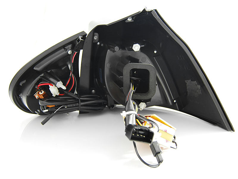 Tuning-Tec LED Lightbar Rückleuchten für VW Golf 5 (V) 03-09 schwarz/rauch mit LED Blinker
