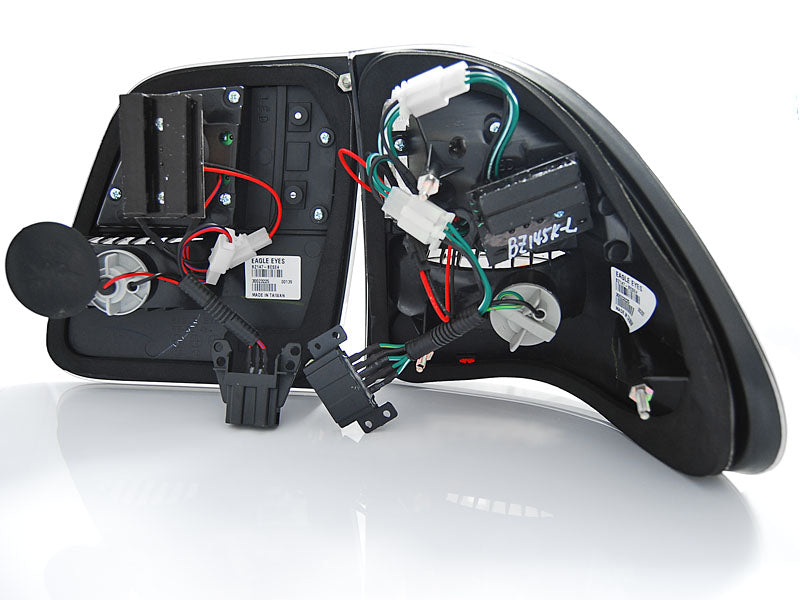 Tuning-Tec LED Rückleuchten für Mercedes Benz E-Klasse W210 T-Modell 95-02 rauch