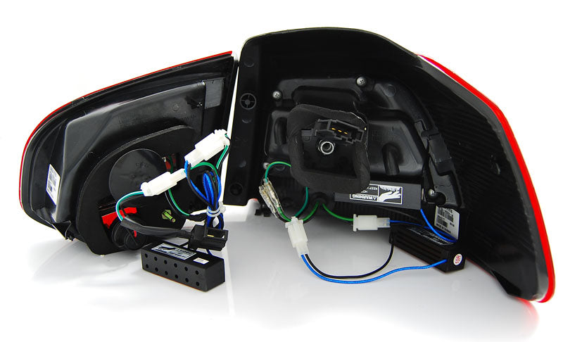 Tuning-Tec LED Lightbar Rückleuchten für VW Golf 6 (VI) 08-12 rot/rauch