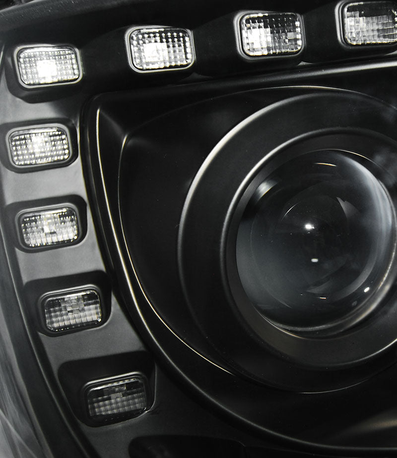 Tuning-Tec LED Tagfahrlicht Scheinwerfer für VW T5 GP (Facelift) 10-15 schwarz "All Black"