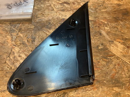 Opel Corsa A Einsatzecke außen Original GM NEU