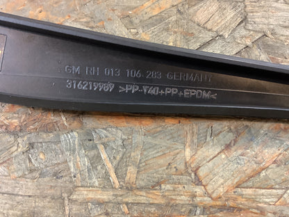 Opel Corsa C Zierleiste Frontscheibe rechts Original GM NEU