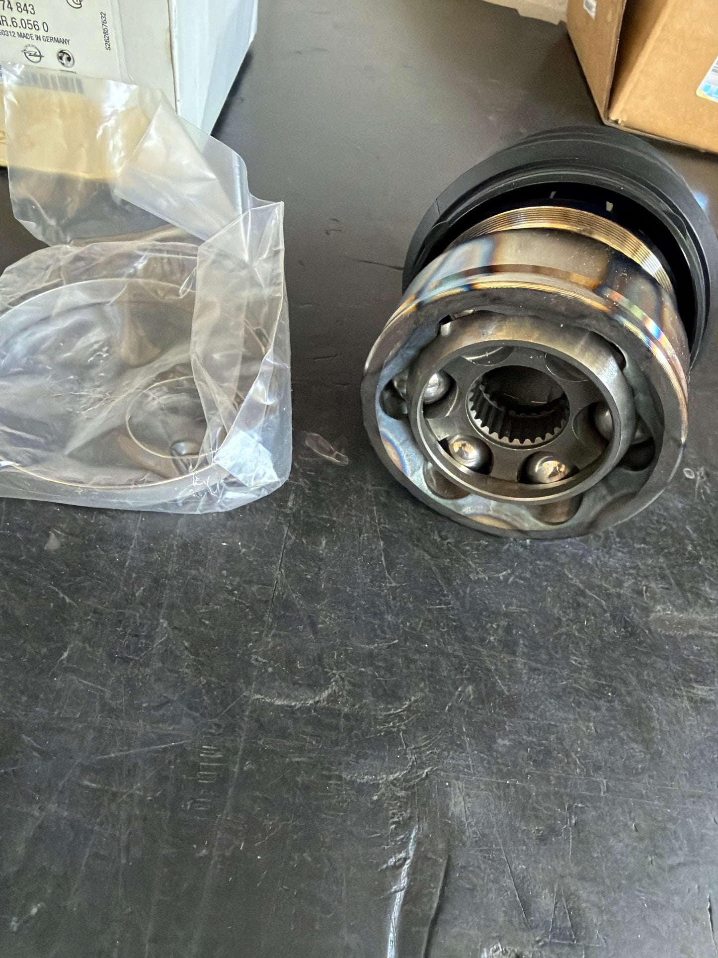 Original GM Opel Astra J Antriebswellen Gelenk NEU