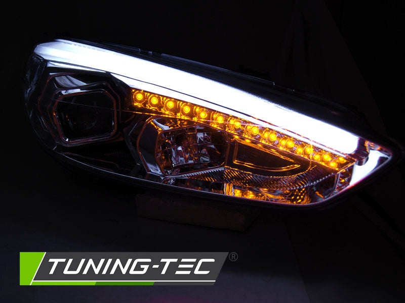 Tuning-Tec LED Tagfahrlicht Scheinwerfer für Ford Focus MK3 Facelift 14-18 chrom mit dynamischem LED Blinker