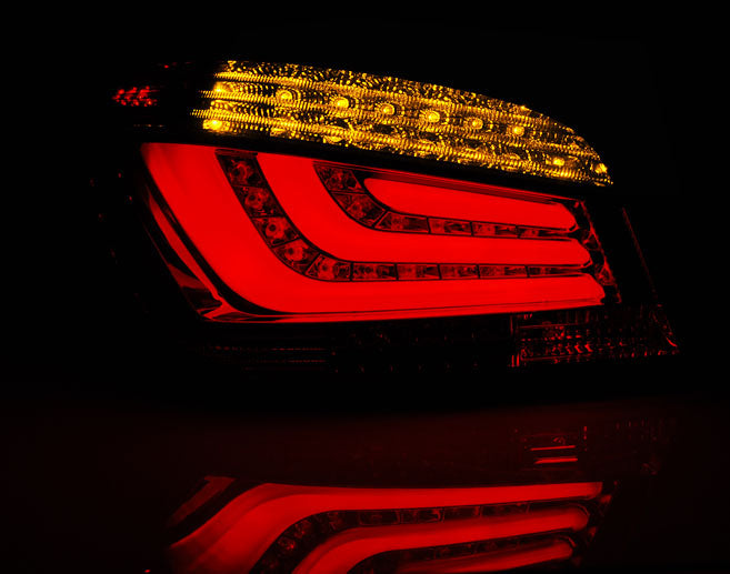 Tuning-Tec LED Lightbar Rückleuchten für BMW 5er E60 LCI Limousine 07-10 schwarz