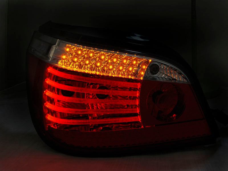 Tuning-Tec LED Rückleuchten für BMW 5er E60 LCI Limousine 07-10 rot/klar mit dynamischem Blinker