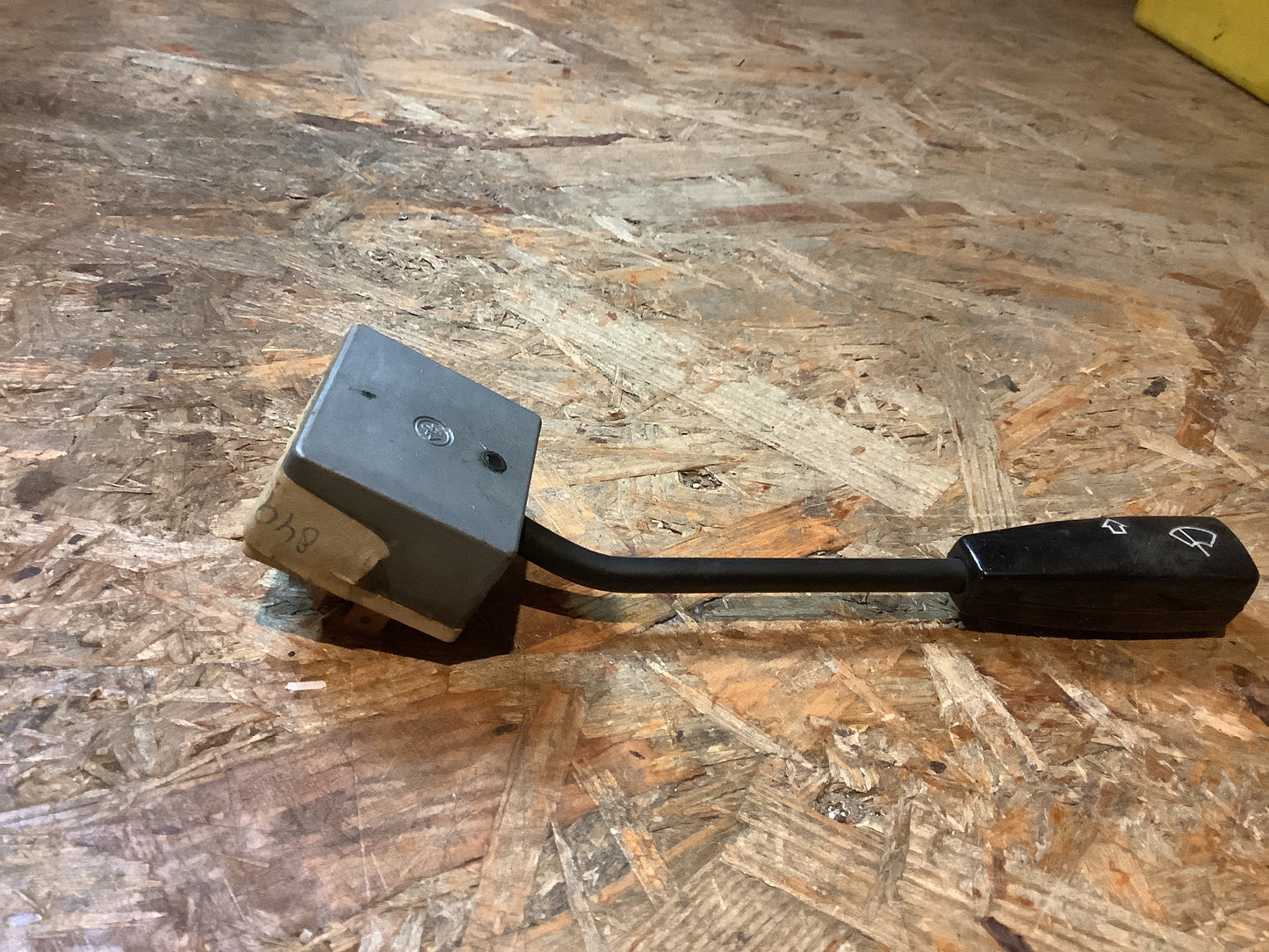 Audi 80 B1 Scheibenwischerschalter NEU