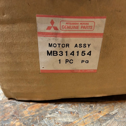 Original Mitsubishi Wischermotor vorne Colt Lancer NEU MB314154