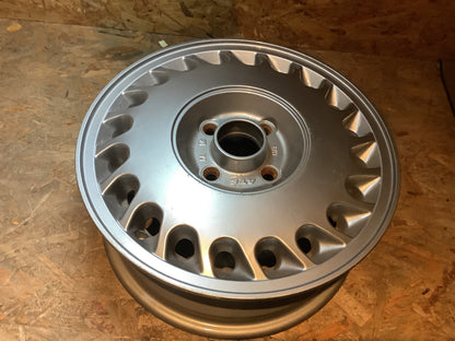 Opel Kadett GSI Alufelge 5 1/2 x 14 ET 49 Original GM NEU