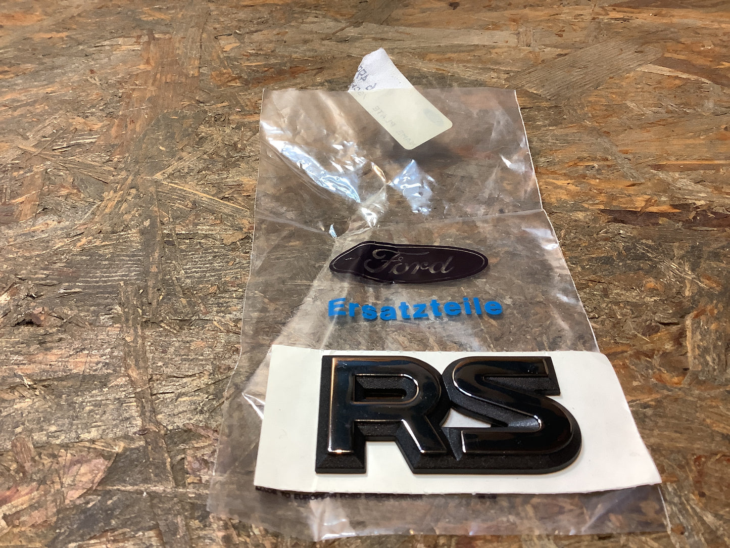 Emblem „RS“ Original Ford NEU