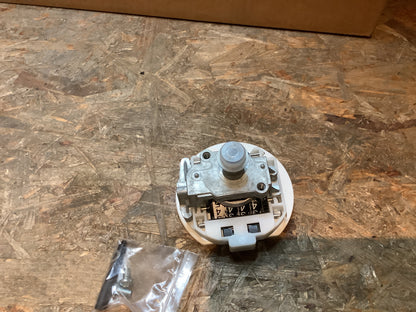 Corsa A Tacho Weiß Original GM NEU