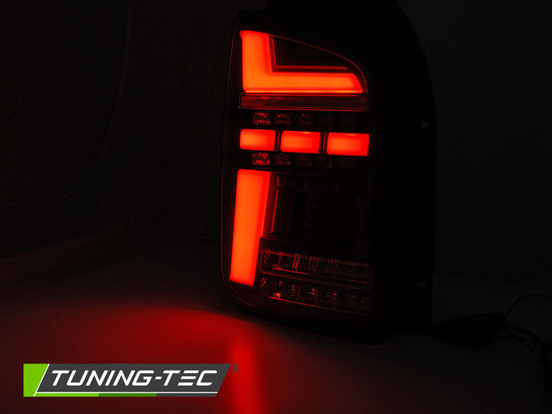 Tuning-Tec Voll LED Lightbar Rückleuchten für VW T6 15-19 schwarz/klar mit dynamischen Blinker (für Heckklappe)