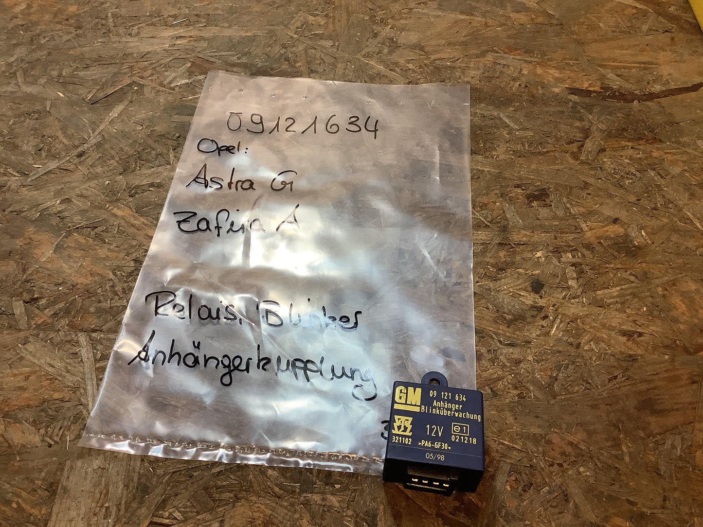 Astra G, Zafira A Relais Blinker Anhängerkupplung Original GM NEU