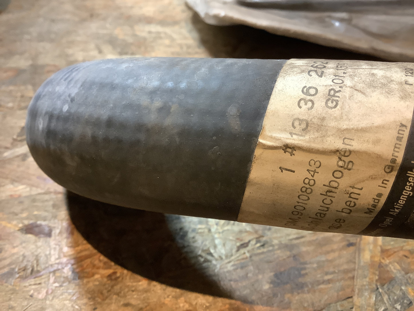 Opel Rekord E Schlauchbogen oben Thermostatgehäuse Original GM NEU