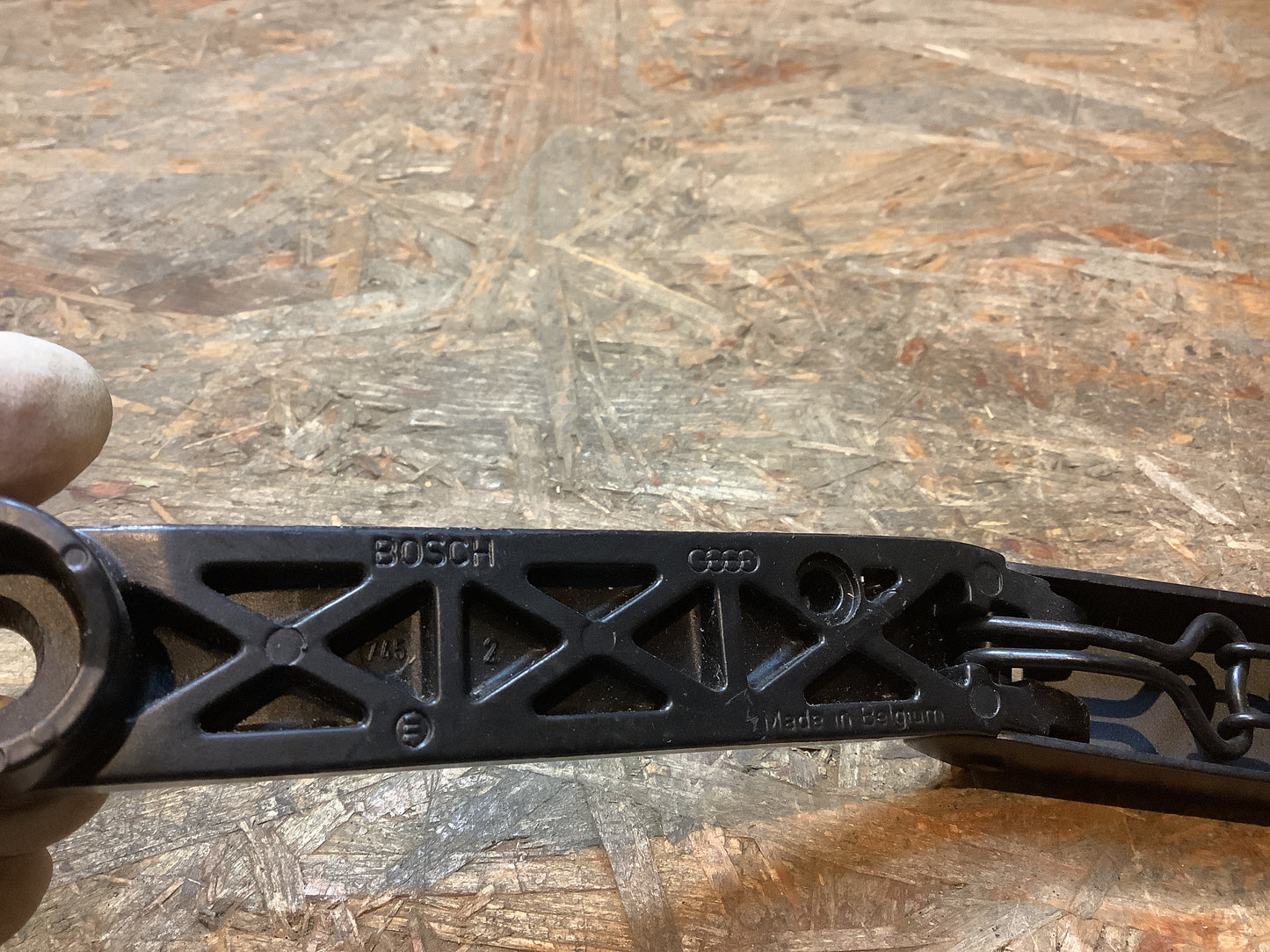 Audi 80/90 Typ 89 Scheibenwischer links Original VW NEU