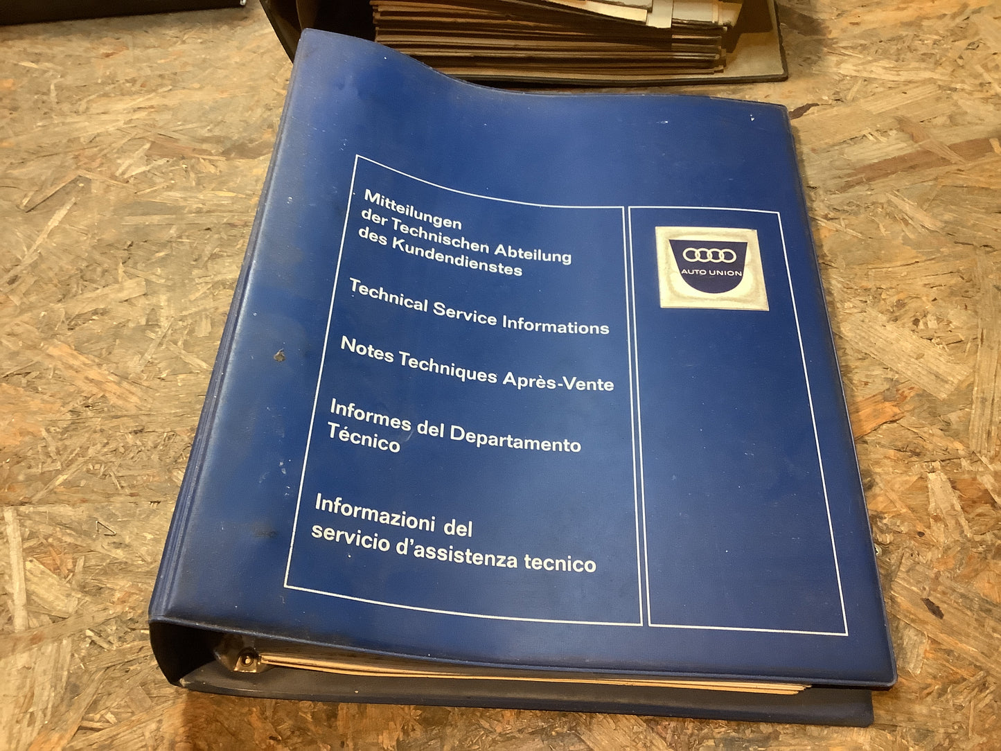 Audi Union Mitteilungen der Technischen Abteilungen des Kundendienstes Audi Fahrzeuge Modelljahr 1969