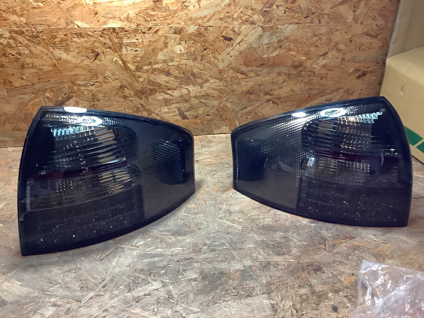 Tuning-Tec LED Rückleuchten für Audi A6 4B (C5) 97-04 schwarz/rauch