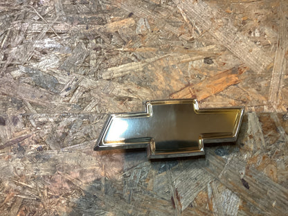 Chevrolet Cross Bj. 07-09; Chevrolet Matiz Bj. 07-09 Emblem, Fronthaube Original GM NEU