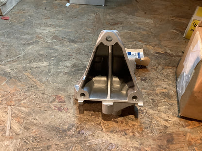 Opel Astra F Halter mit Buchse Servolenkung Original GM NEU
