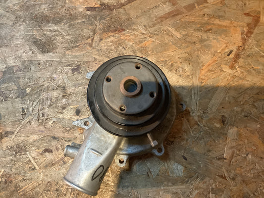 Opel Admiral, Commodore A/B, Kapitän, Rekord C/D Wasserpumpe Original GM NEU