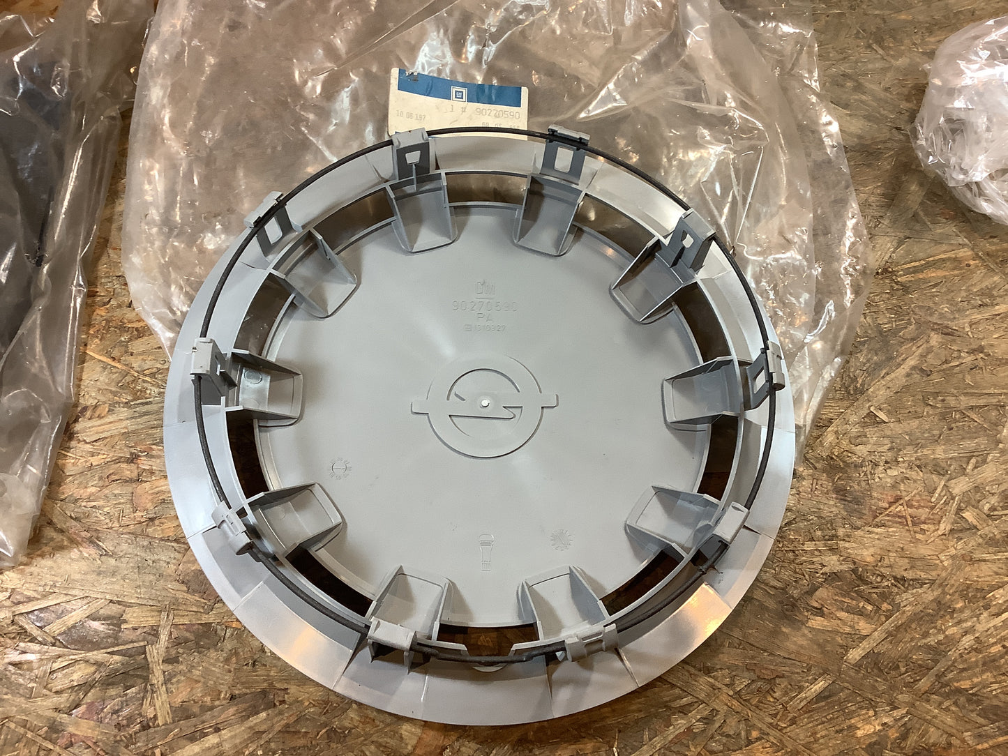 Ascona C Radkappe Original GM NEU