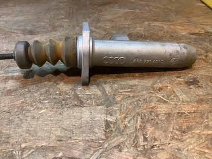Audi 80/90 B3/B4, Audi Coupé Geberzylinder Kupplung Original Audi NEU