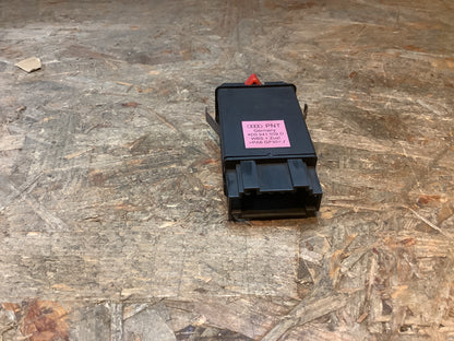 Audi A8/58 Warnblinker Original Audi NEU