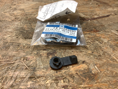 Vectra A Clip Unterteil Fach erste Hilfe Original GM NEU