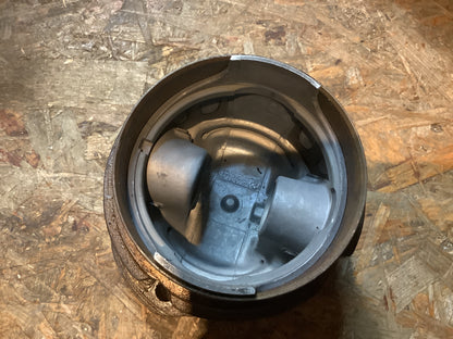 VW 1500,1600 Bj. 65-73 Kolben/Zylinder Original VW NEU