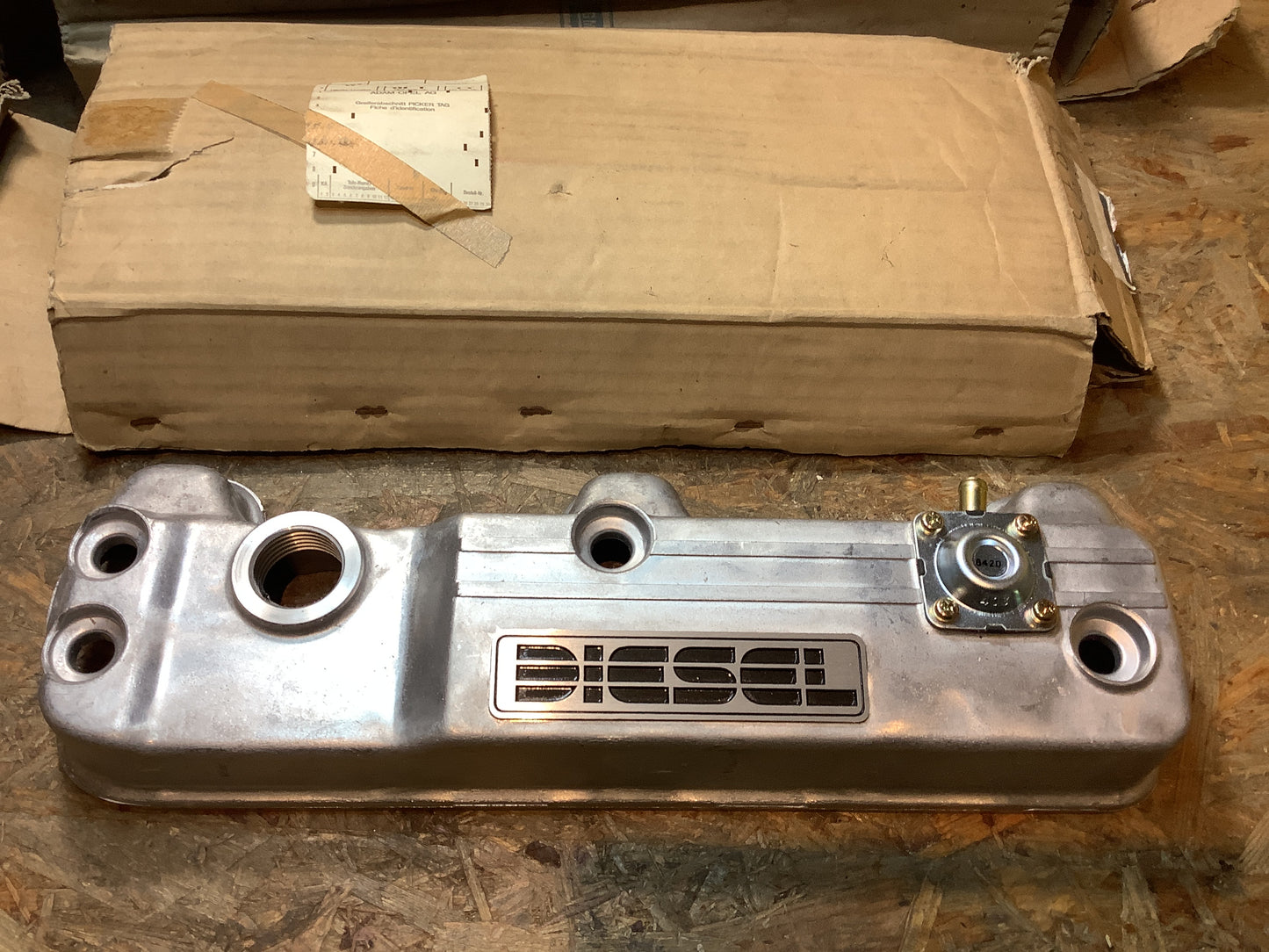Corsa A Deckel Nockenwellengehäuse Original GM NEU