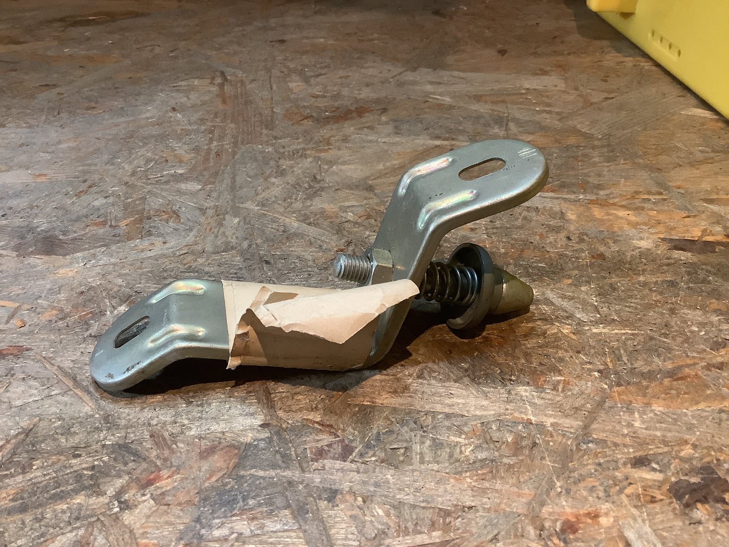 VW Käfer´50-´67 Kofferaumschoss oben Original VW NEU